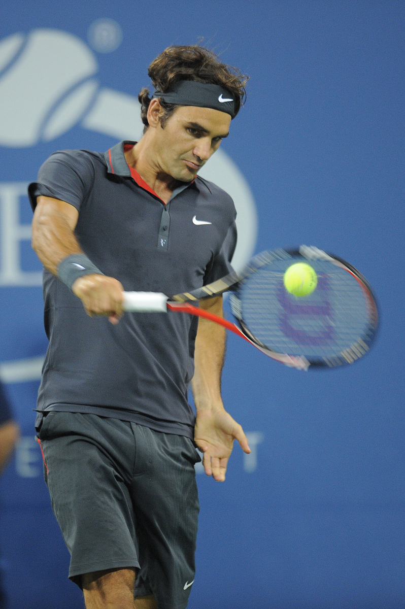 Which Tennis Players Use a Single-Handed Backhand?