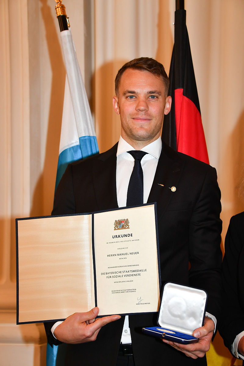 模拟写一篇2022年事业单位人员工作总结