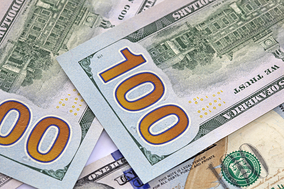 一万美刀等于多少人民币