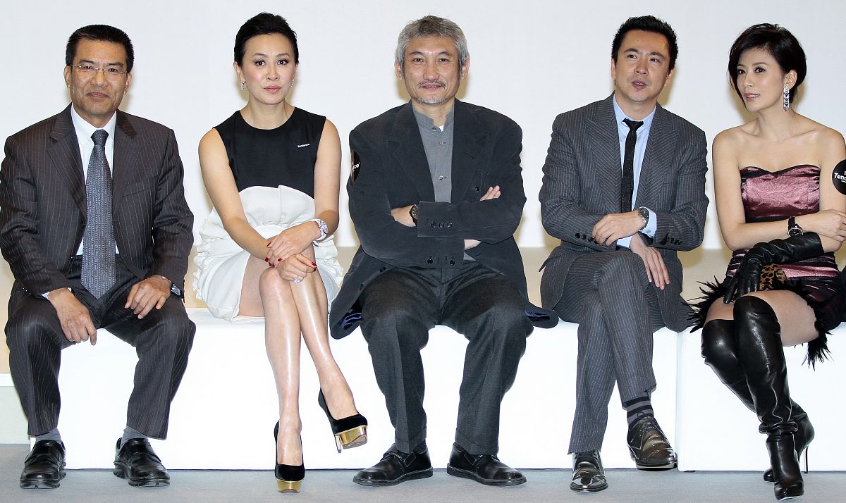 2011年11月3日,北京,明星代理腕表品牌店tendence天势表在北京开店.刘