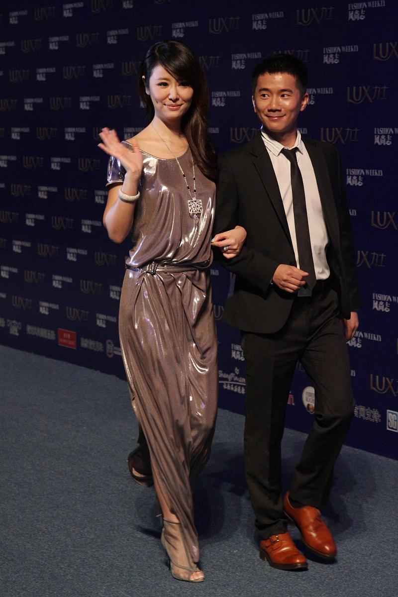 公司19年庆祝词