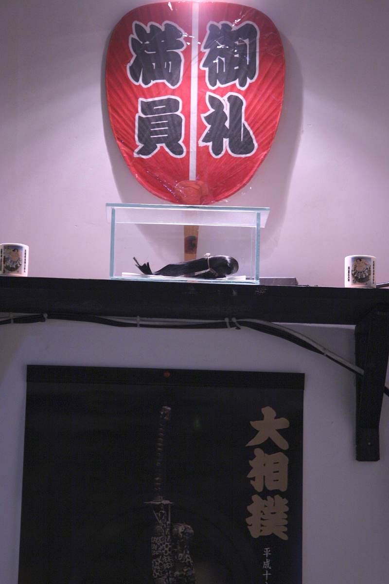 2005年12月29日,中国内地成为日本相扑力士第一人的王瑜在上海浦东首