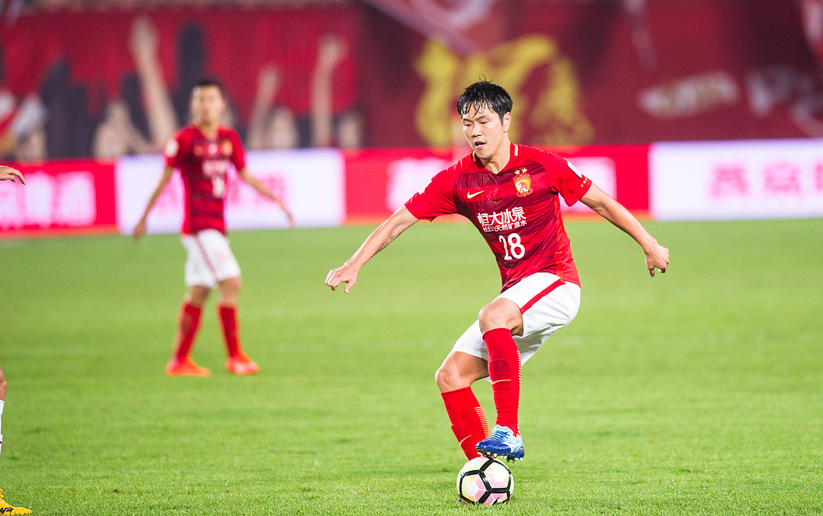 2017足协杯第4轮:郑龙建功 广州恒大淘宝1-0河北华夏幸福