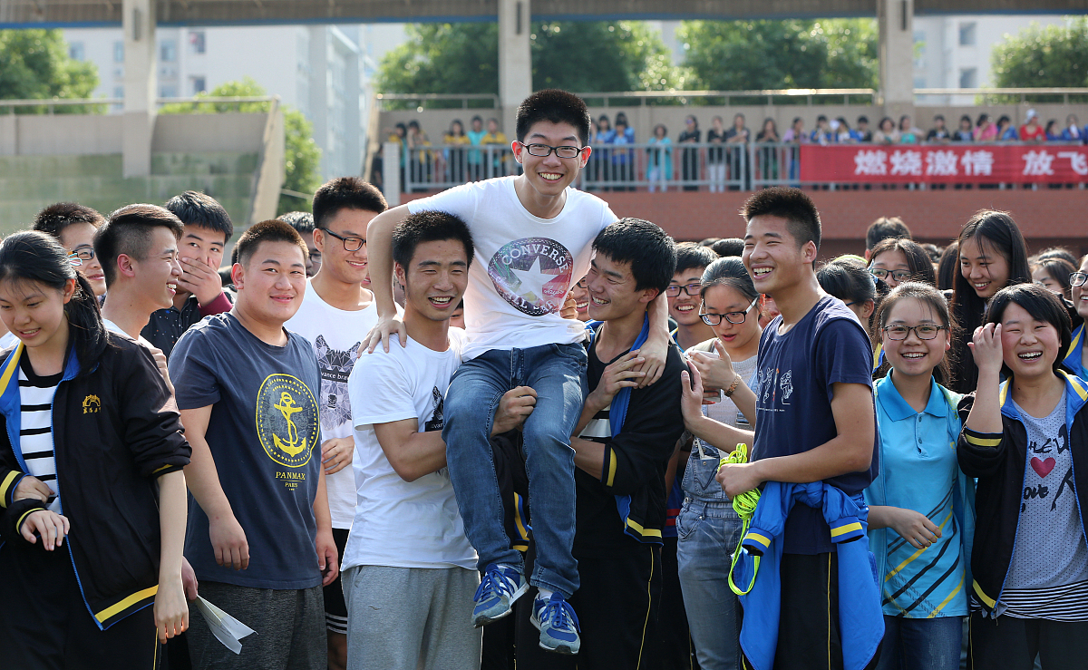 高考作文：如何应对压力？有效技巧与心态调节