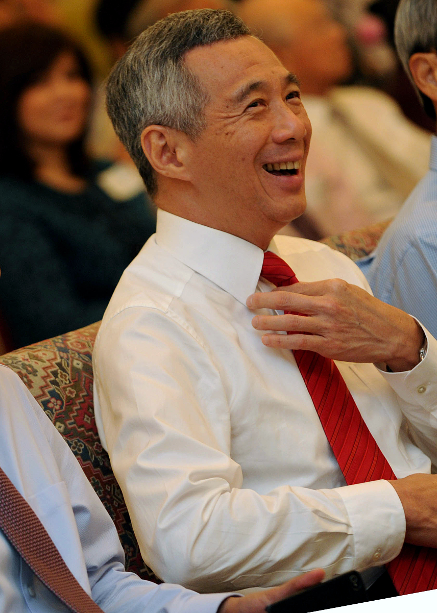 当地时间2013年8月6日,新加坡,新加坡前总理李光耀总统府发布新书"one