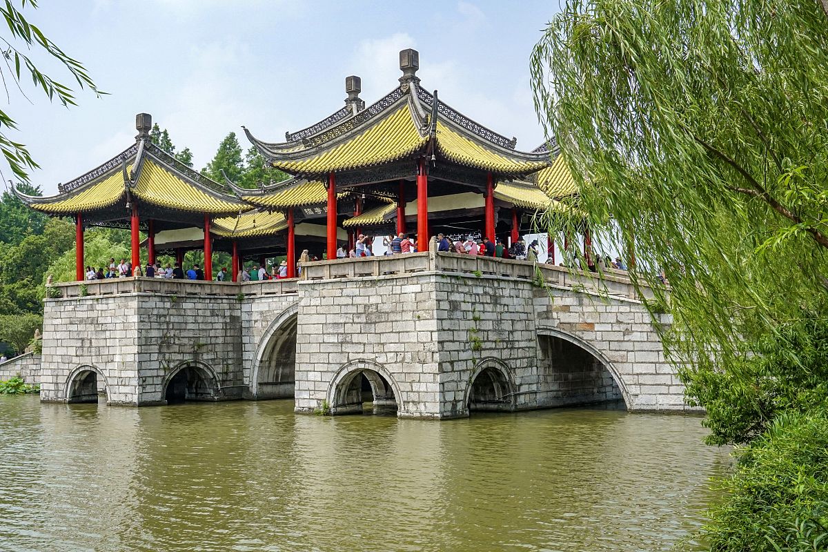 2019年6月24日,位于江苏省扬州市的瘦西湖景区,总面积2000亩,水上面积