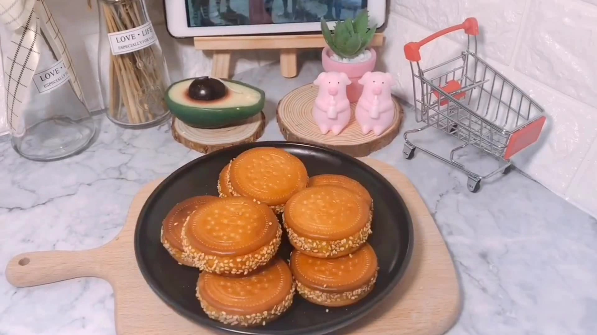 自制甜品南瓜饼,美味极了,学会做给家人吃!