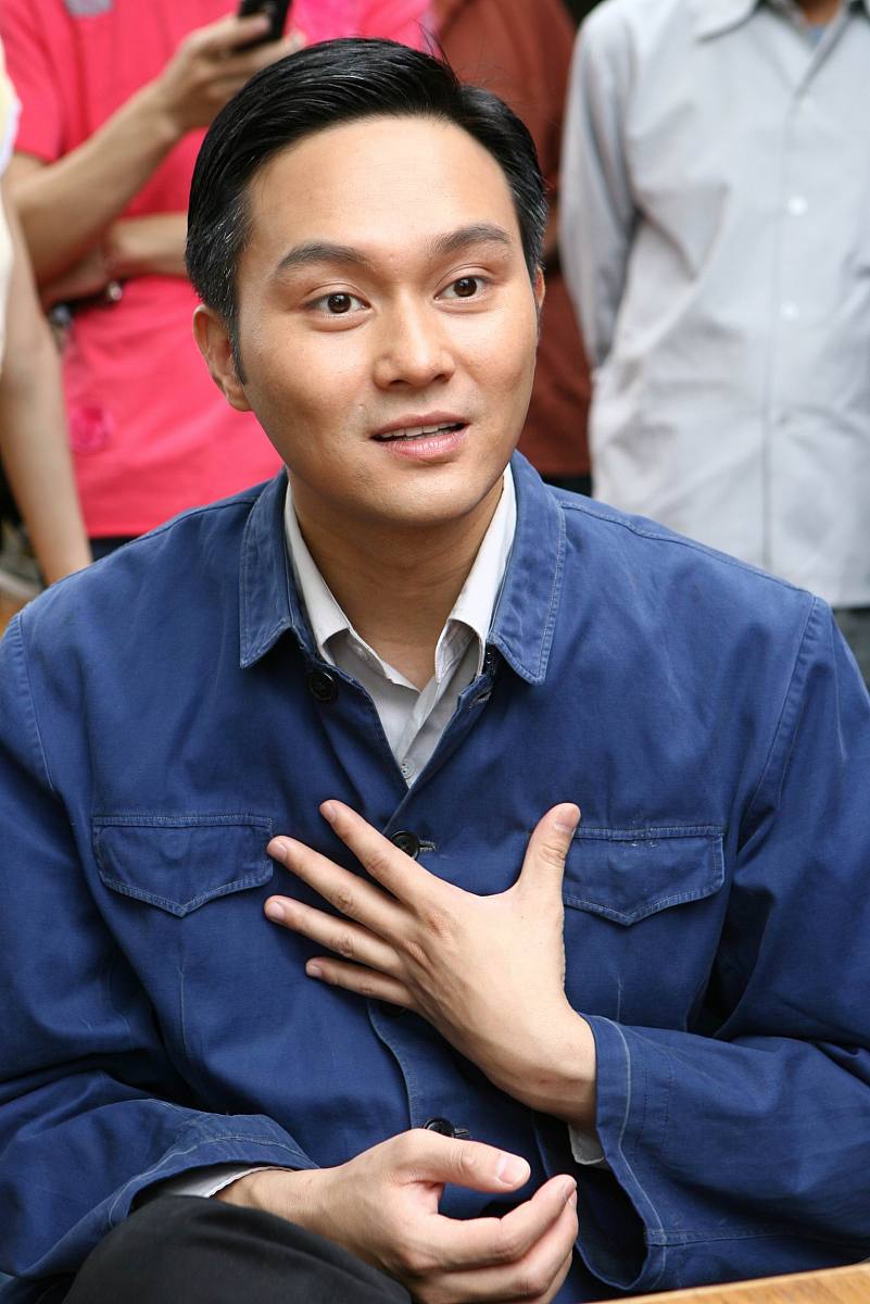 2006年9月26日,浙江,根据苏童同名小说改编的电视剧《红粉》近日正在