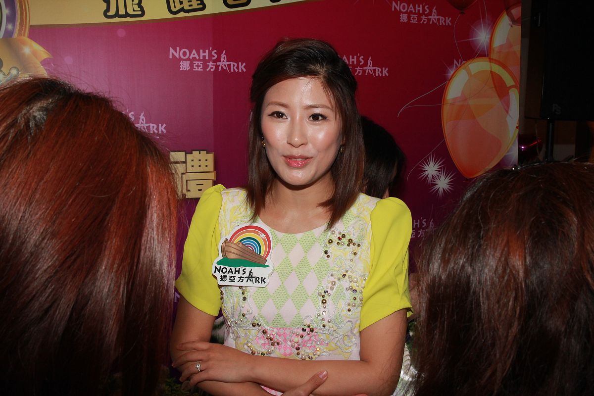 顧芷筠 女主持？