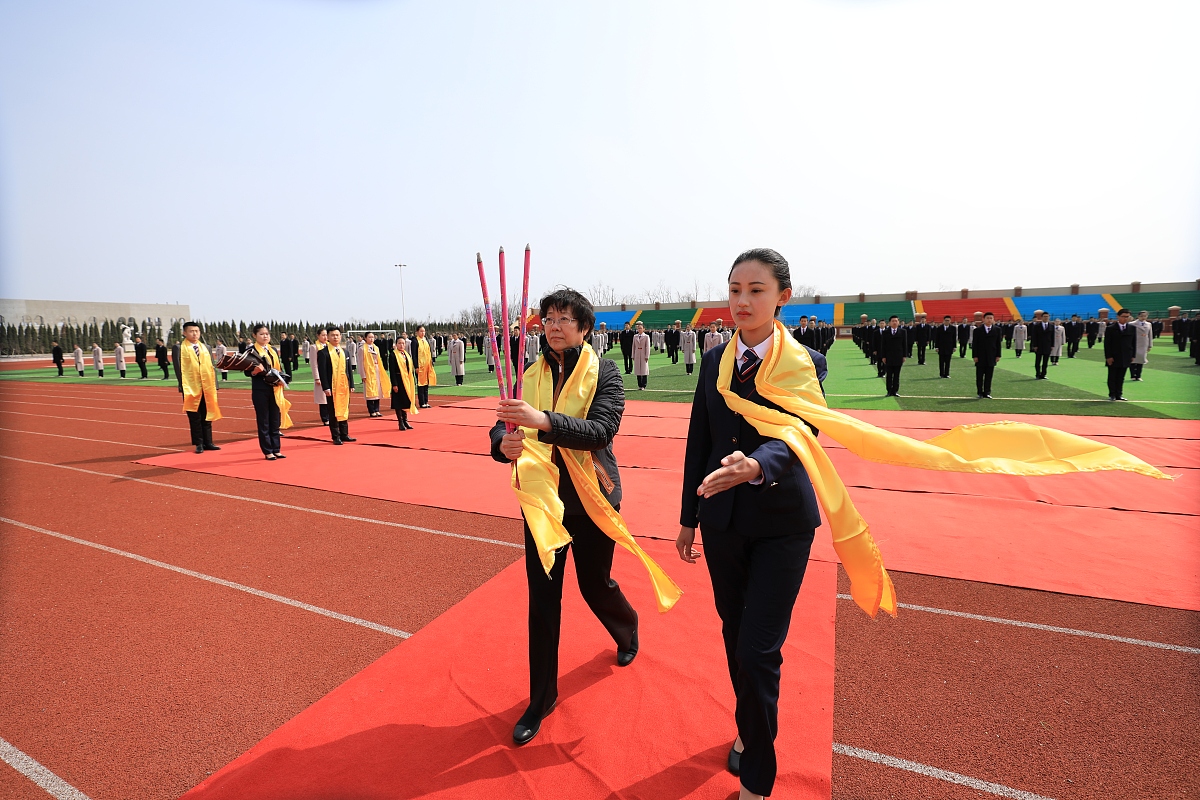 实践支教协会成语大会精彩上演，传承经典，激发文化热情