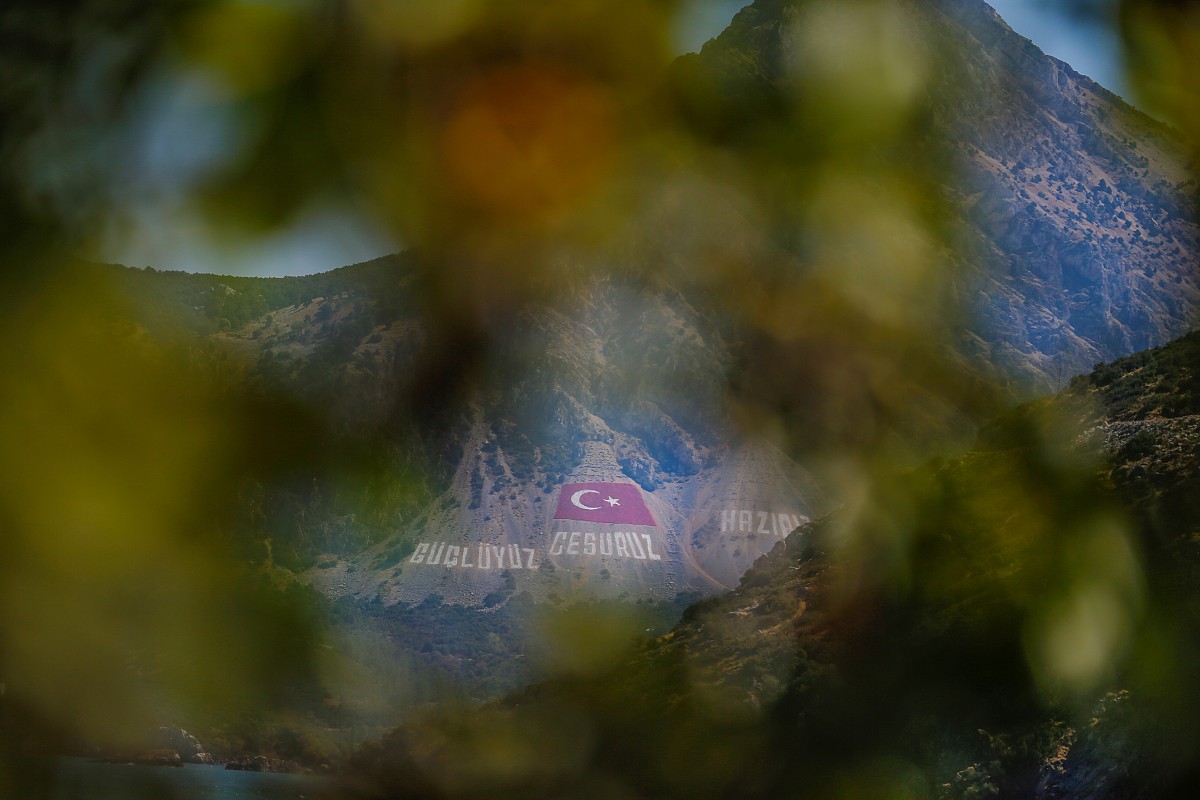 初生中能否报考成都铁路工程技术学校？