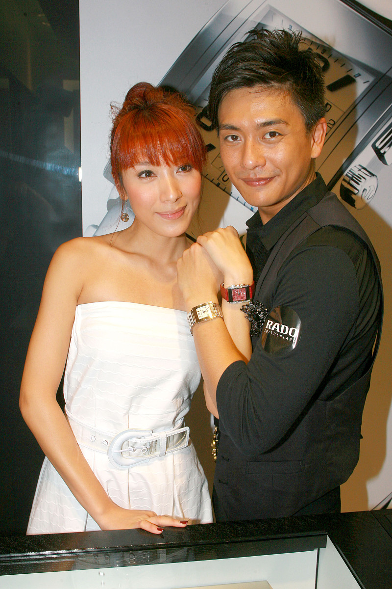 2007年6月5日,香港,黄宗泽与杨怡一同出席某牌子手表旗舰店开幕礼.+++