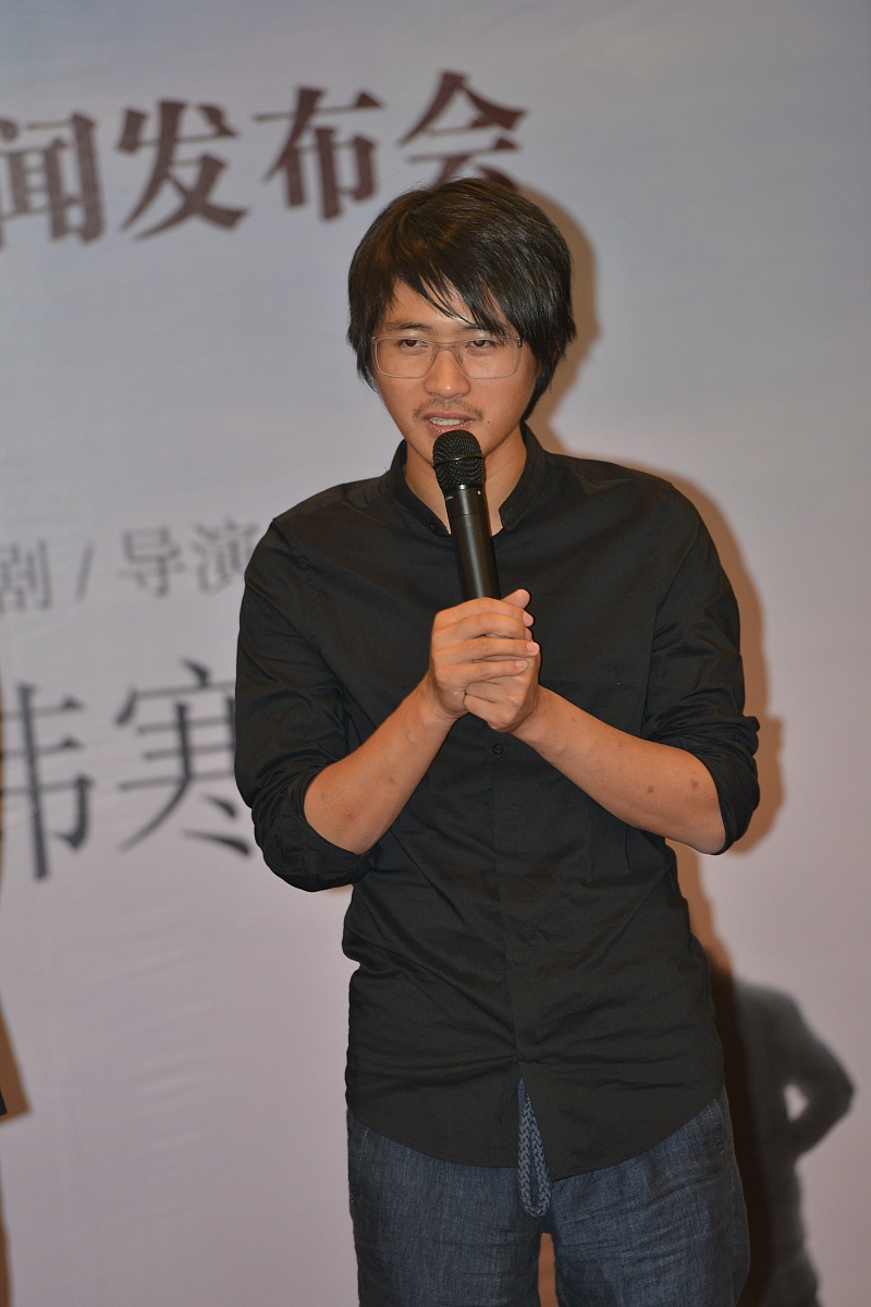 他的作品有《棒槌爷》，《绿花裤衩》，《老实的龙虎豹》、《黑门》