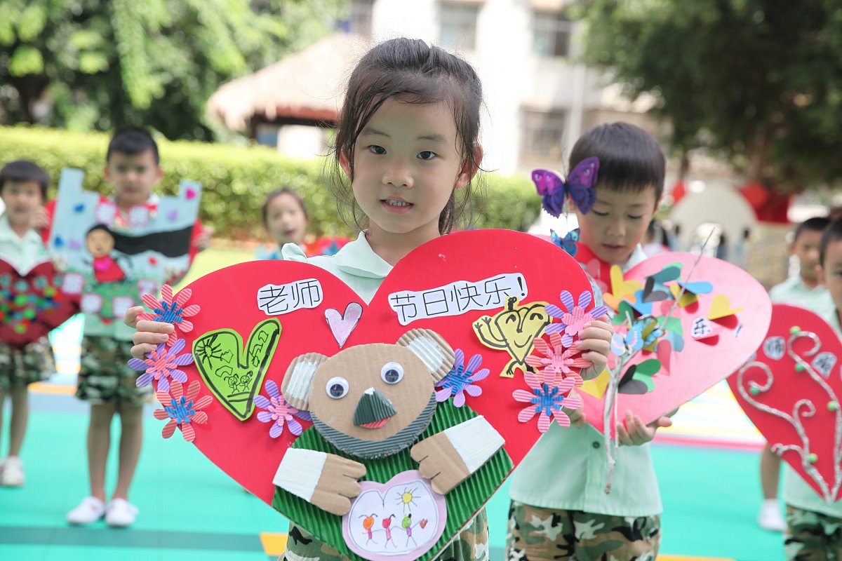 小学六个年级的劳动技能比赛方案把手工制作比赛说的更详细更有操作性一些