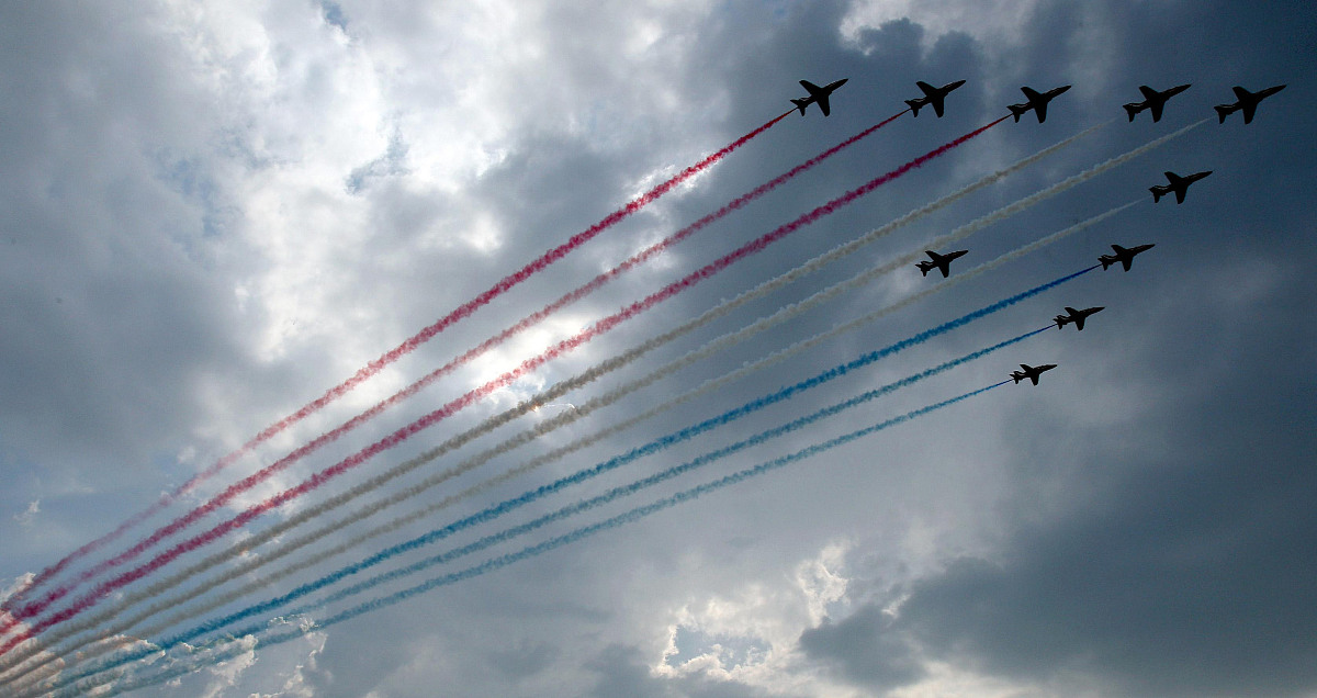 姐姐帮忙带东西没收钱，怎么回复？