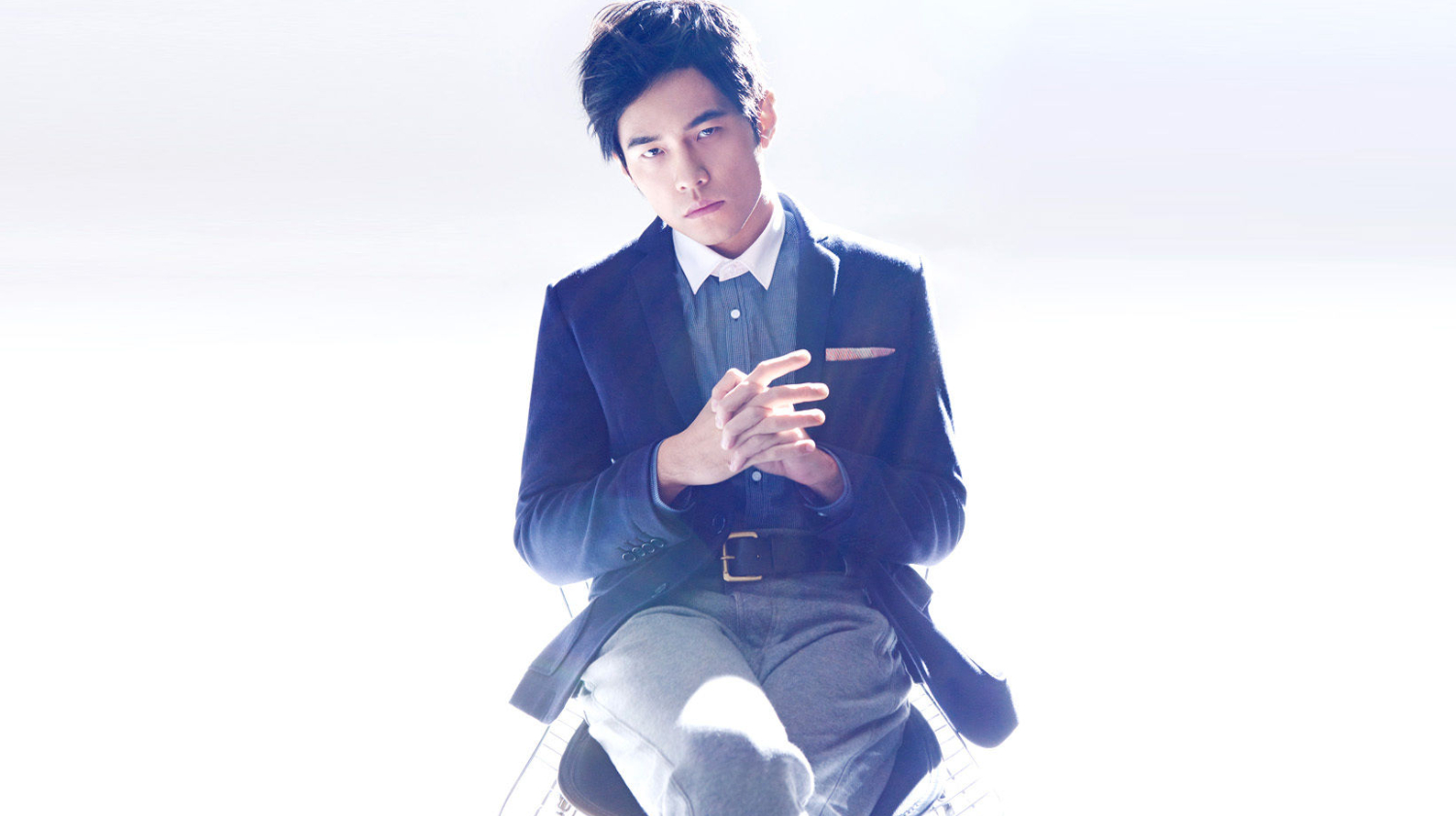 周董皮出新高度!粉丝催新歌,本人回应:喘口气喝杯奶茶再说