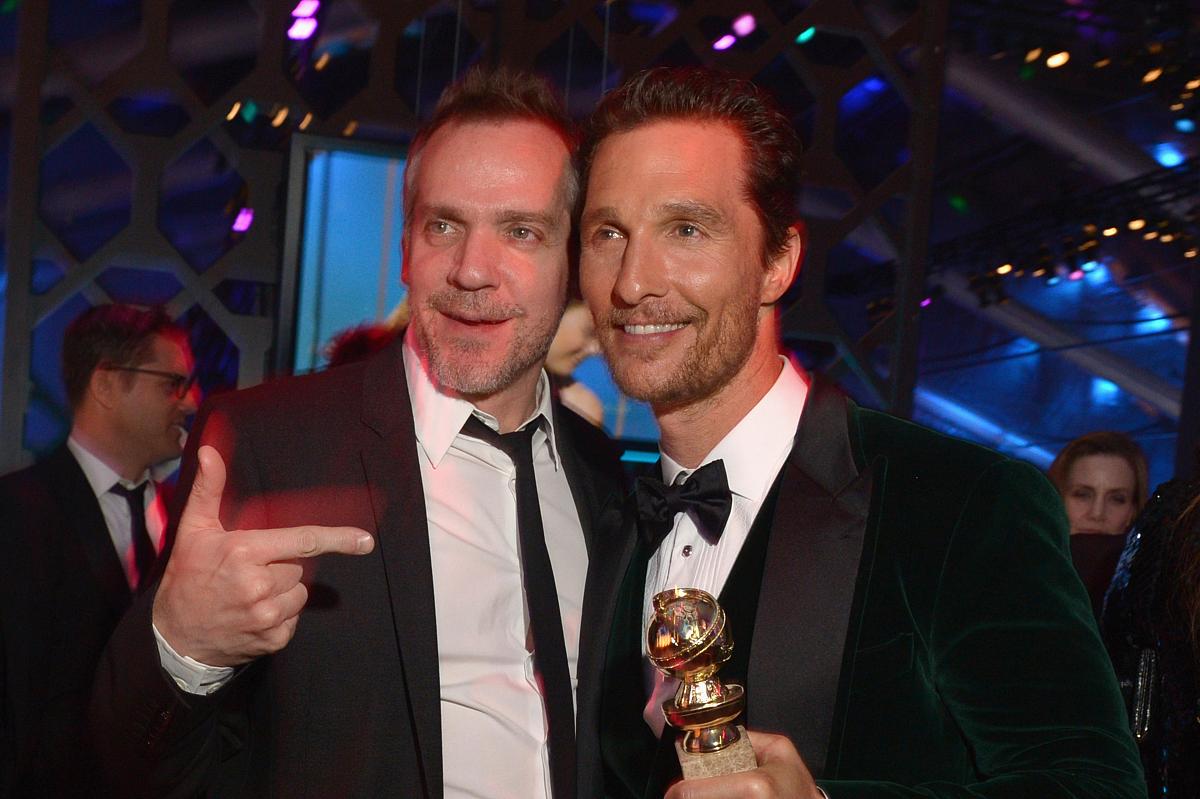 帮我做一条抖音的爆款文案