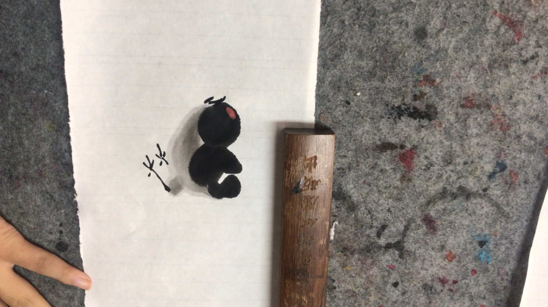 国画教程:千姿百态画小鸡(二)