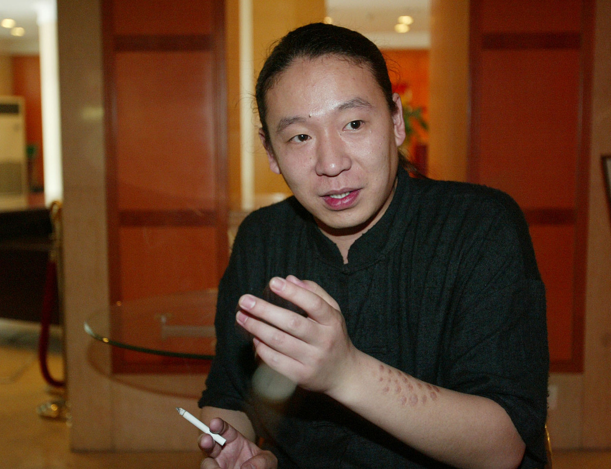 2006年6月17日,沈阳,二手玫瑰摇滚乐队接受媒体专访.+++_+++二手玫瑰