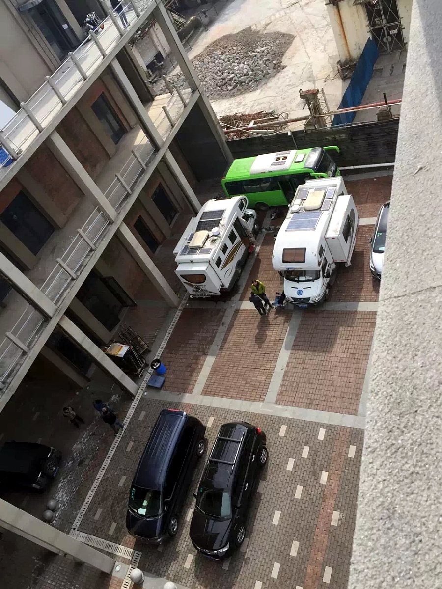 无锡高架桥侧翻事故暴露网络舆情管理三大缺陷