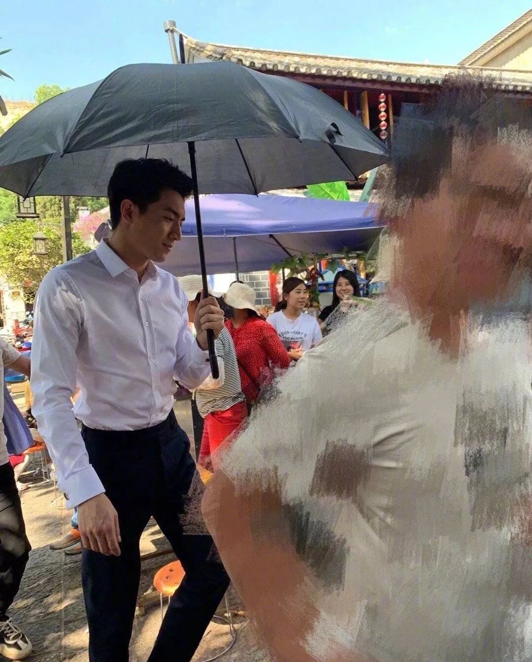 拜托各位帅哥美女，请不要仗着颜值高就胡作非为好吗