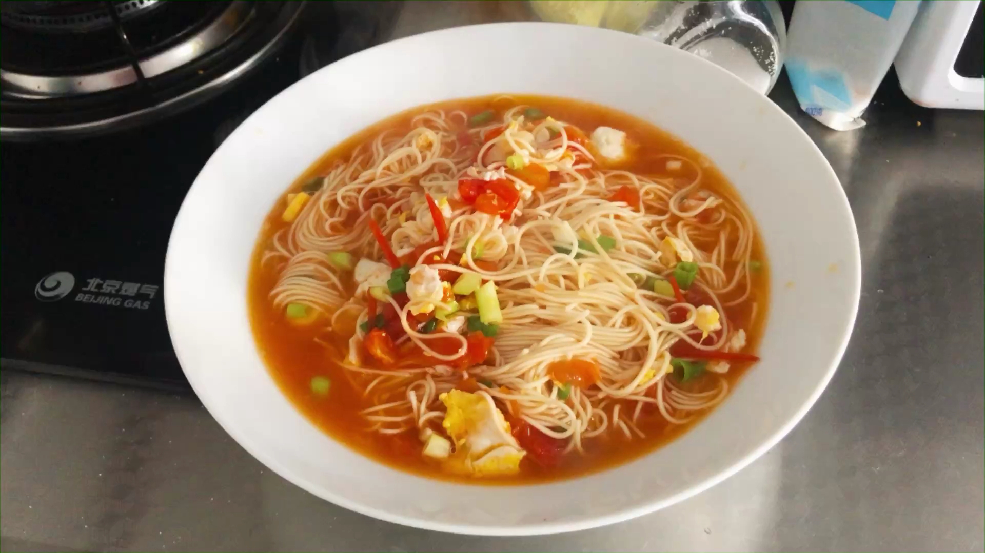 西红柿鸡蛋挂面,这样做更有味道