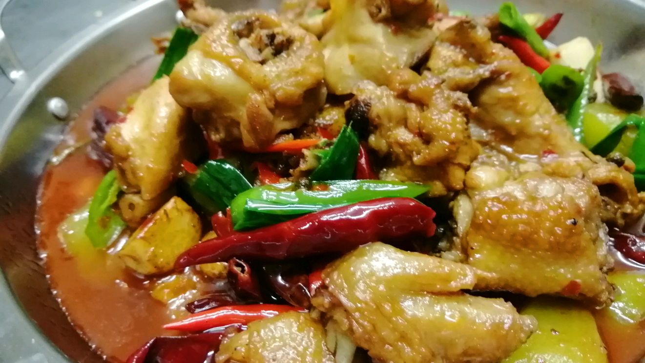 分享道啤酒鸡的做法,饭店卖68元1份,大家觉得有多少利润?