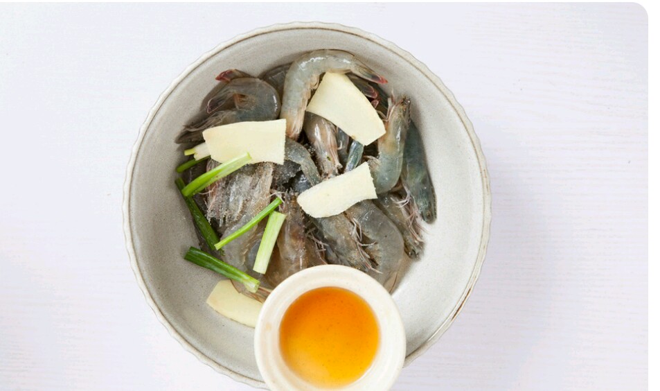 5克,爱上10克,料酒3克,生抽5克,皮皮20克,白砂糖5克,白胡椒粉0.你去生姜那小葱虾图片