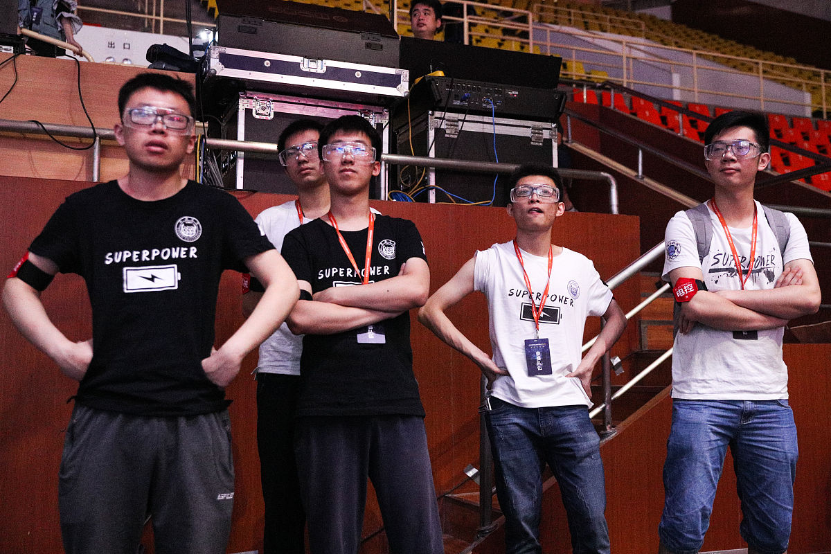 2019年5月25日,陕西西安,2019机甲大师赛中部分区赛8强:同济大学vs中