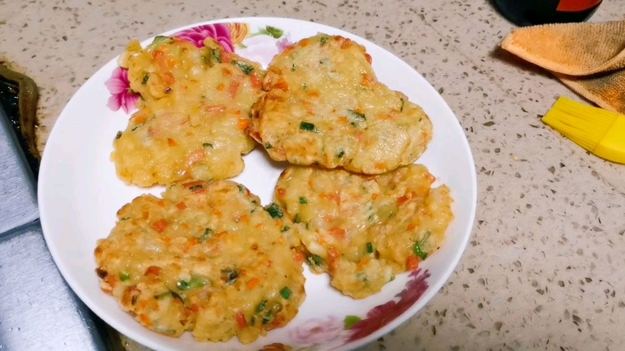 家庭自制早餐—虾饼