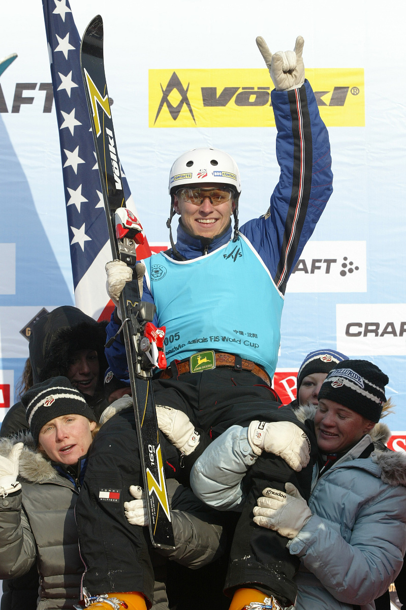 学校过安检怎么藏手机，