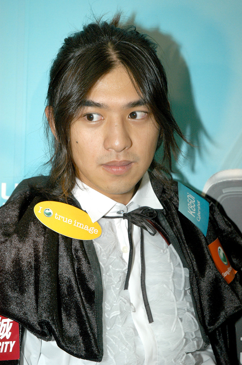 2007年 10月 22日 , 香港 , sonyericsson 新 型号 手机 发布会 举行 