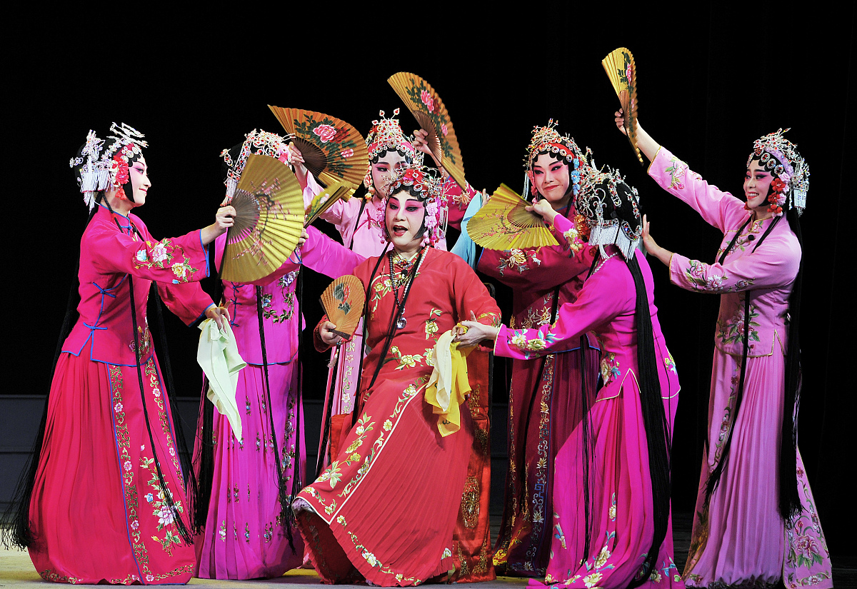 结合实践试谈谈小学音乐教学中的创新性、民族性可以如何体现1500字