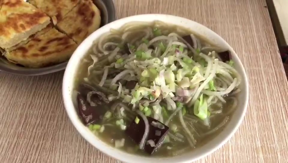 实拍:陕北特色小吃羊杂碎的做法 小碗卖11