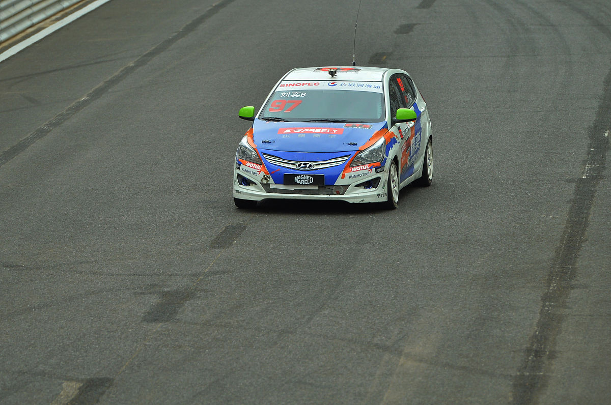 美女主播如何应对线下见面请求？