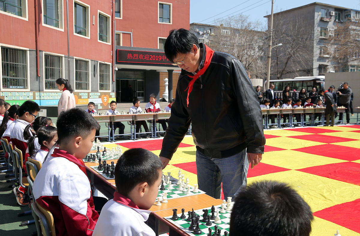 成都铁路局学校：提升教学质量，迎合时代需求