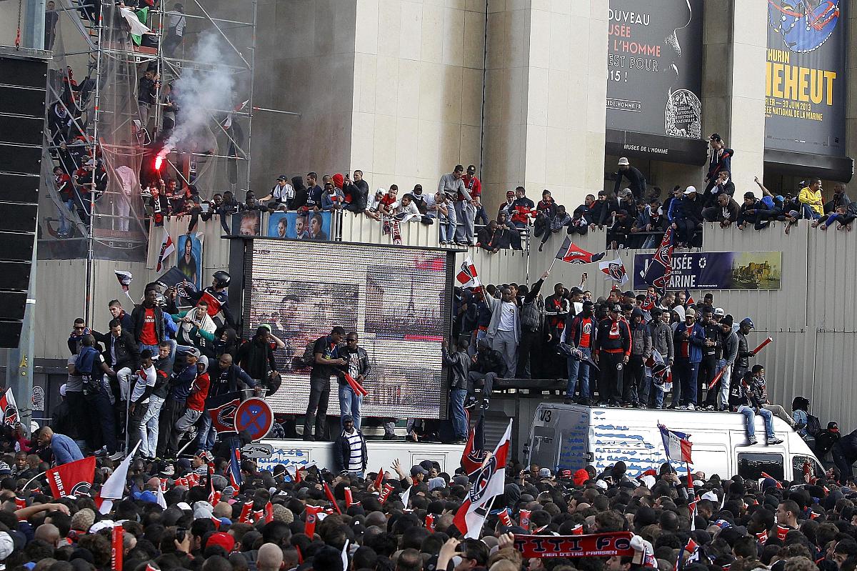 巴黎恐怖袭击：国际传播的经典案例分析