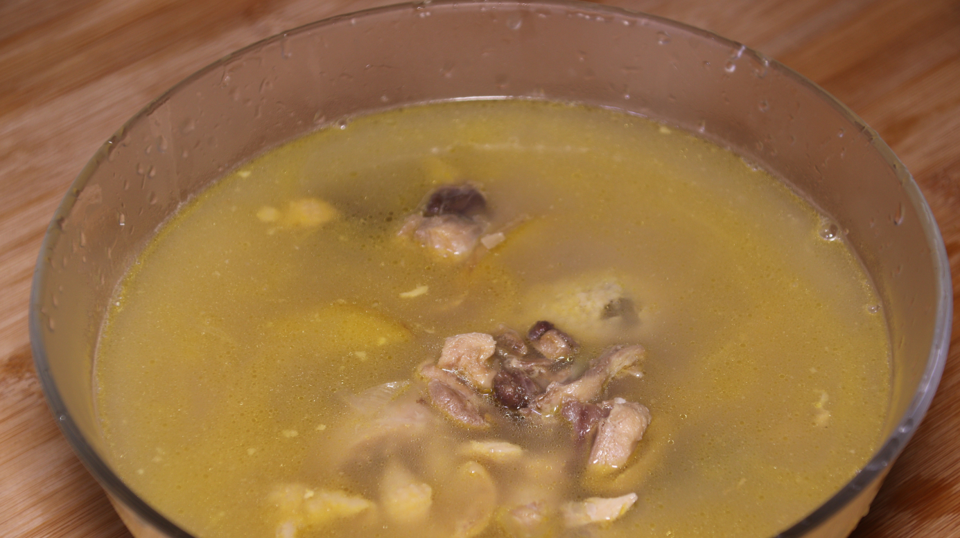 鸡汤最好喝的做法,掌握这1招,炖出来肉质软烂,营养又美味