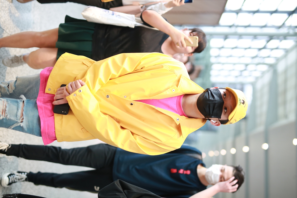 Pseudomonas putida PG-9 Improves Phosphorus Availability in Apple Rhizosphere Soil