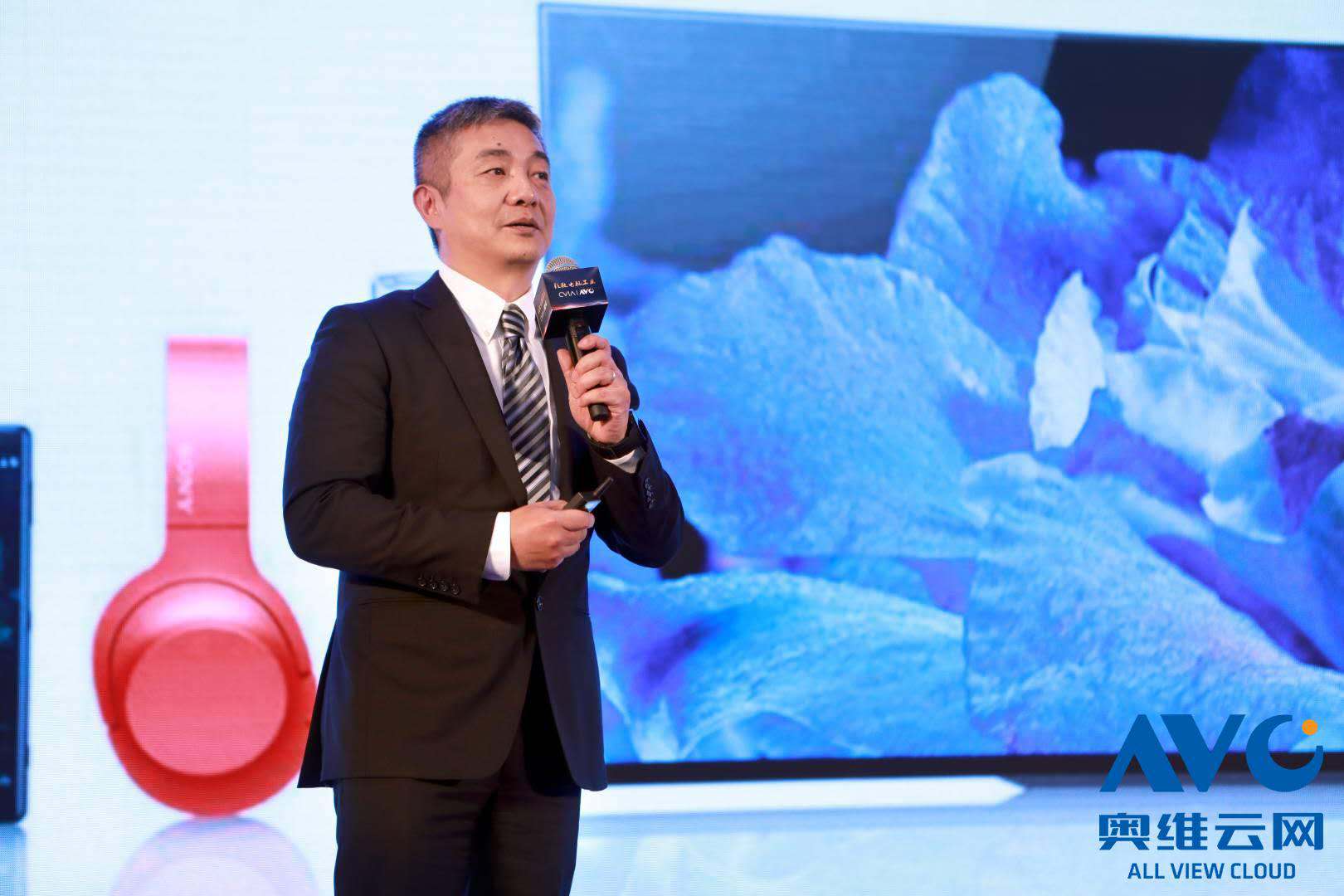 2018年度彩电行业研究发布会顺利召开-家电圈官网