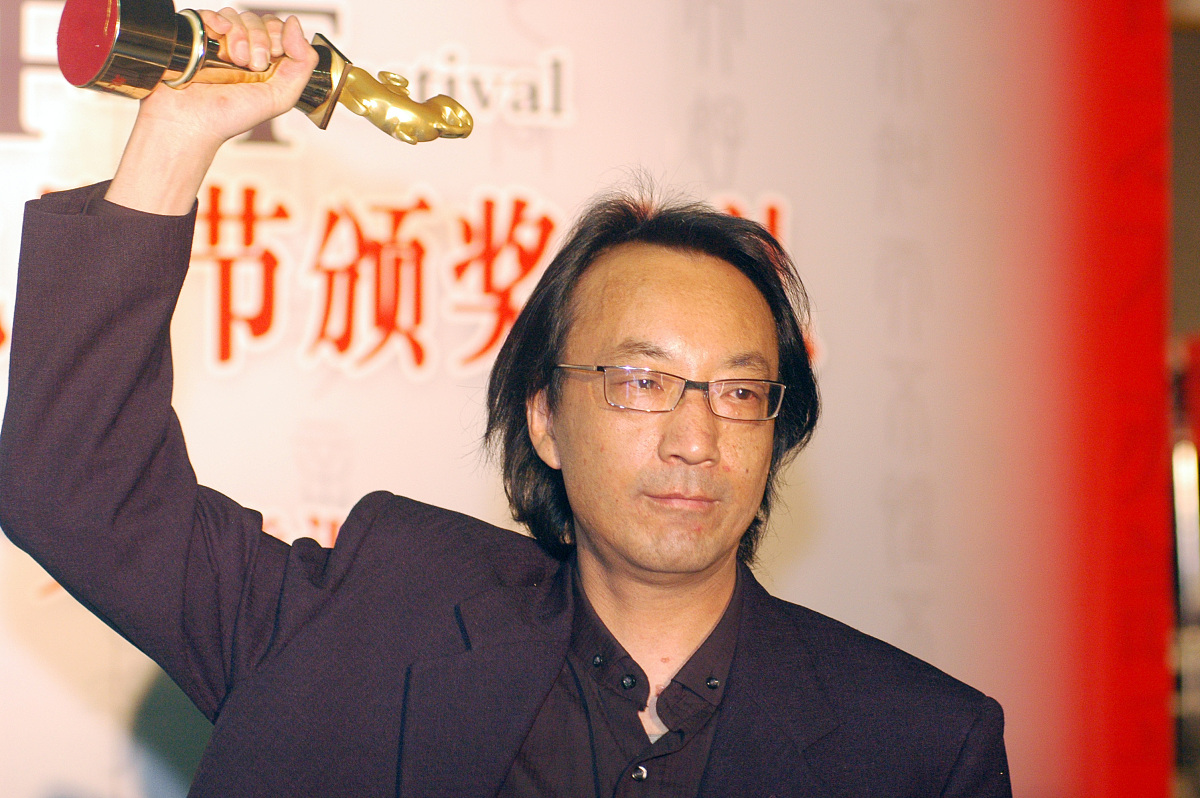 2006年4月29日,北京大学生电影节颁奖晚会,导演路学长凭借电影《租期