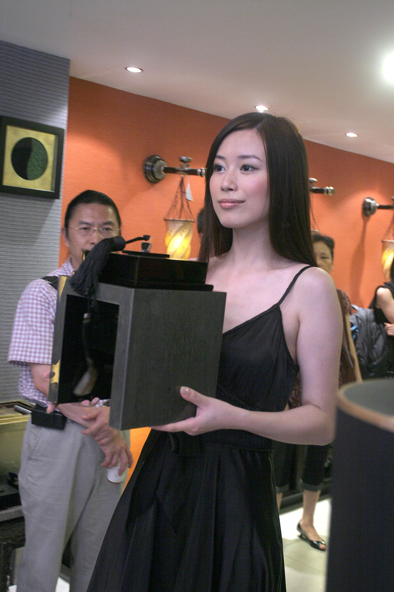 2007年6月22日,上海,"梵谷vongu "漆器展.+++_+++梵谷vongu
