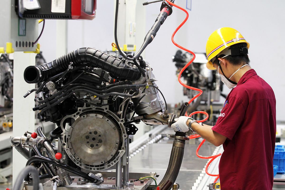 汽车摩托车运用与维修专业就业前景 - 就业方向、工作内容和薪资待遇