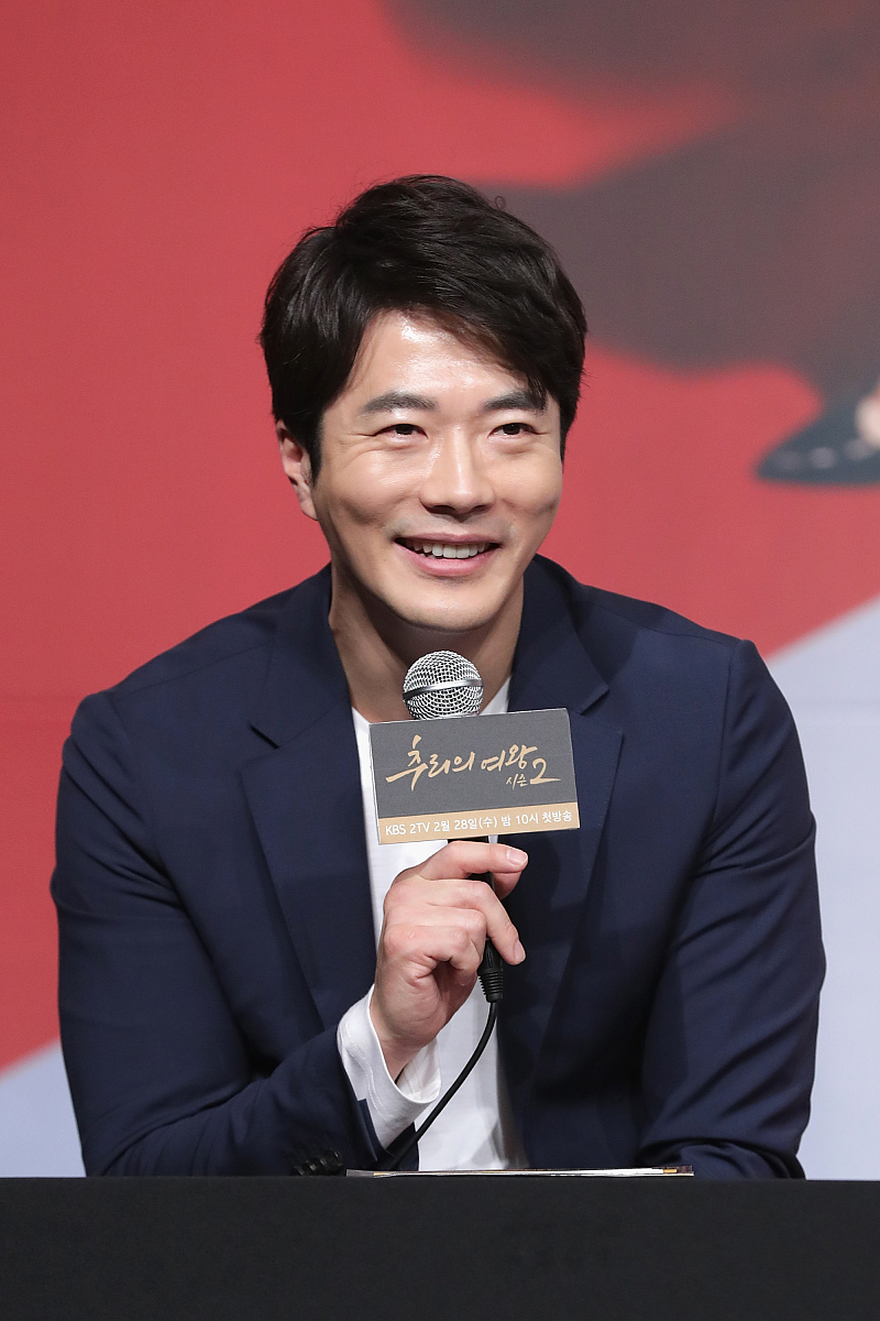 取拒式推理：大学关闭与下雪的关系