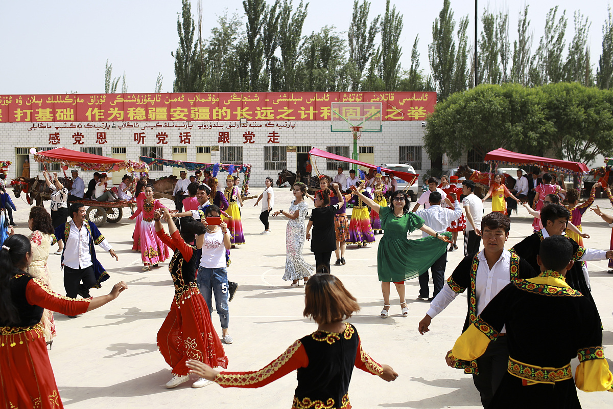 策勒县达玛沟乡职业中学靠谱吗 学校怎么样