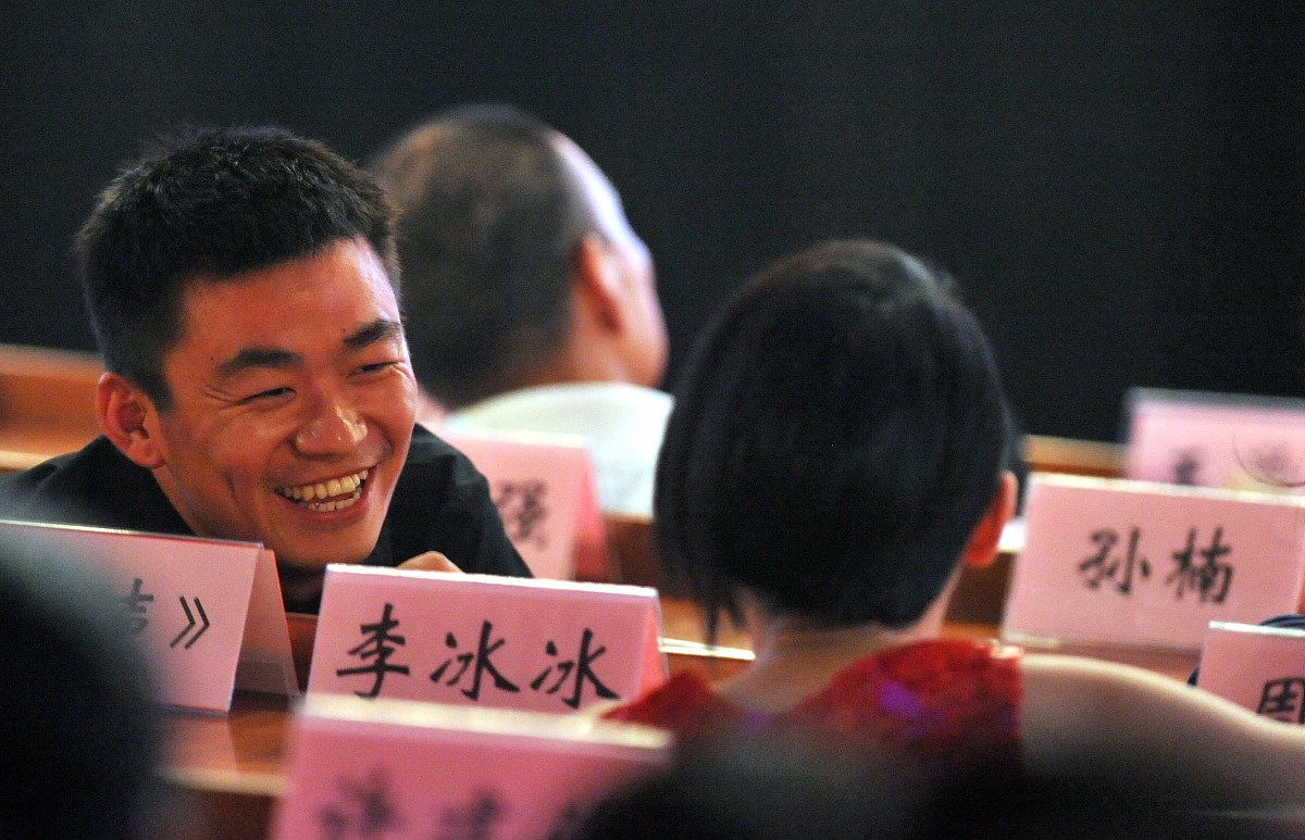 竹笋大师是被编程和开出租车耽误的天才临时演员最后发现浪费了很多时间和精力后知后觉才发现跑龙套才是正道自我相信一定会成为下一个草根明星王宝强。用以上内容写一个故事