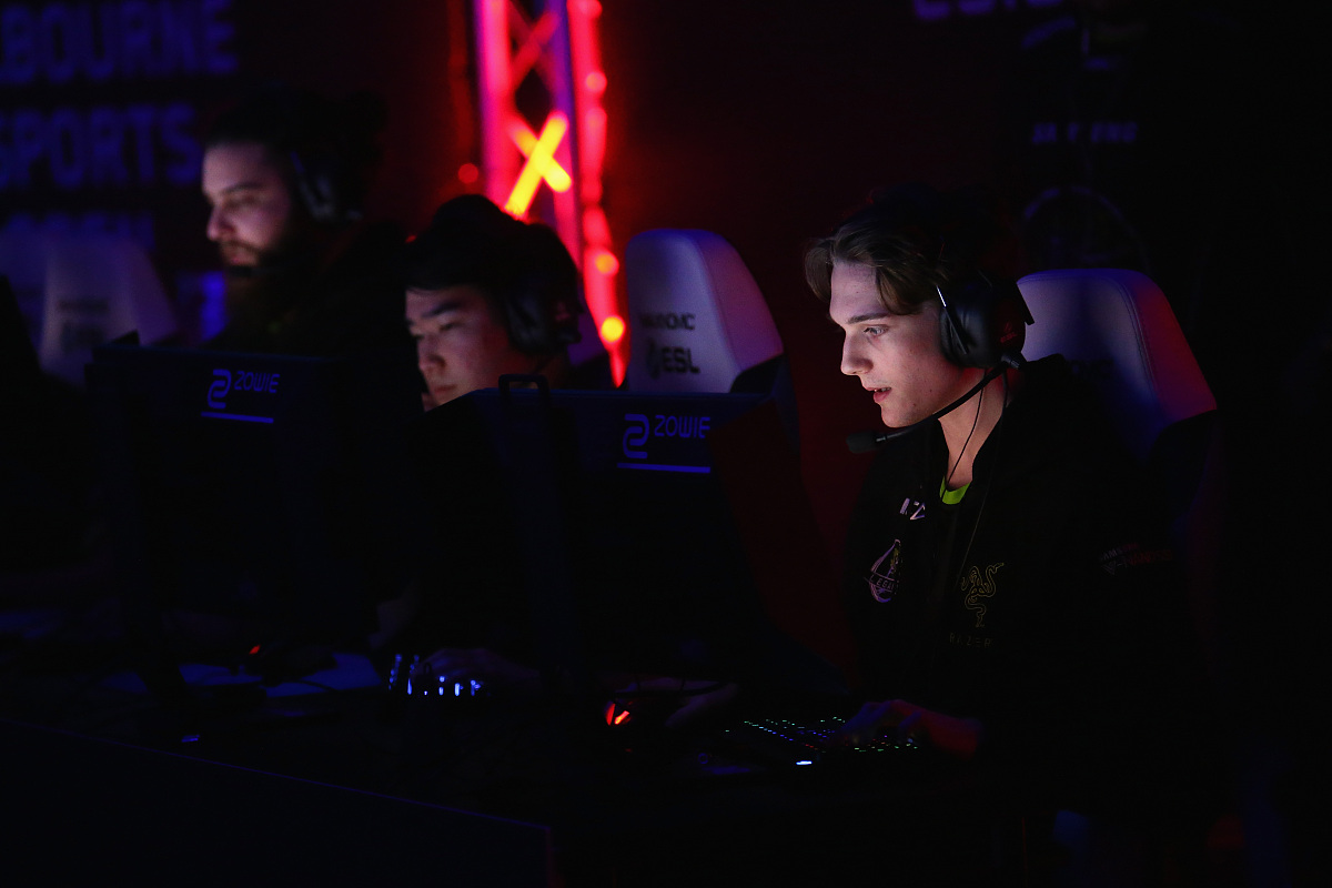 CS:GO 战术解析：从香蕉道进攻 B 点