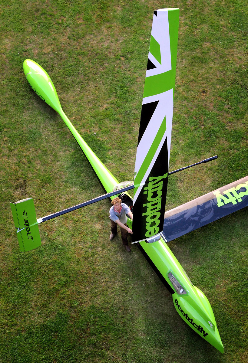 以技术进步与社会生活的变化为主题寻找身边的衣、食、住、行等物质文化痕迹以及某些精神文化痕迹锁定某一历史现象从历史学科的角度揭示这一历史现象的成因展现技术进步是如何催生这一历史现象的以史论结合的方式谈一谈你的体会不少于一千个字