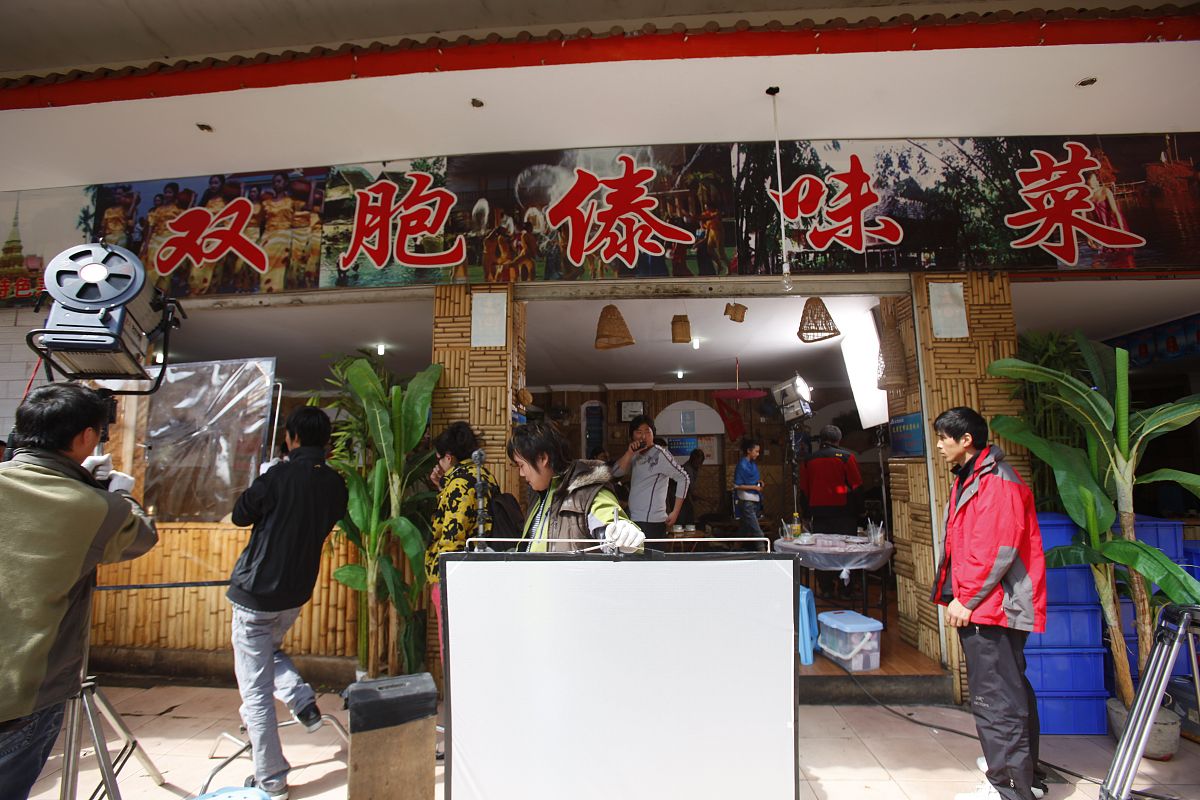 写一首歌题材为爱情