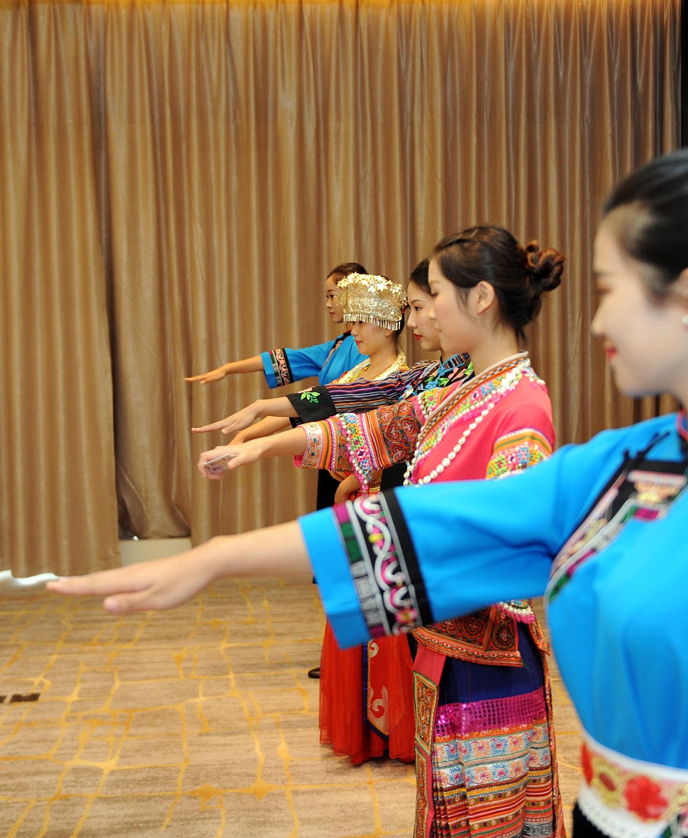 贵州航空学校招生咨询：学费、就业前景等问题解答